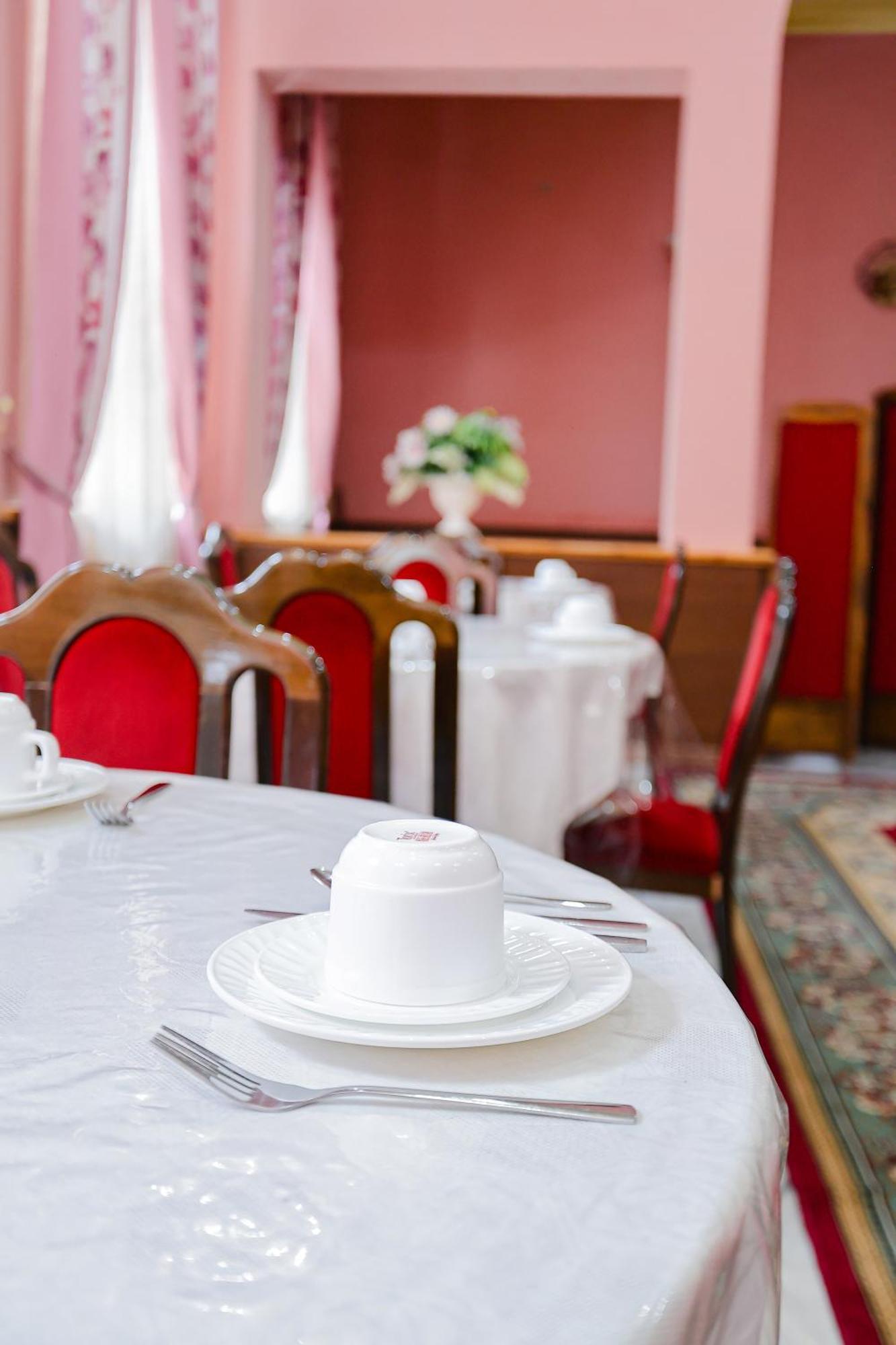 Hotel Yangi Sharq Samarkanda Zewnętrze zdjęcie