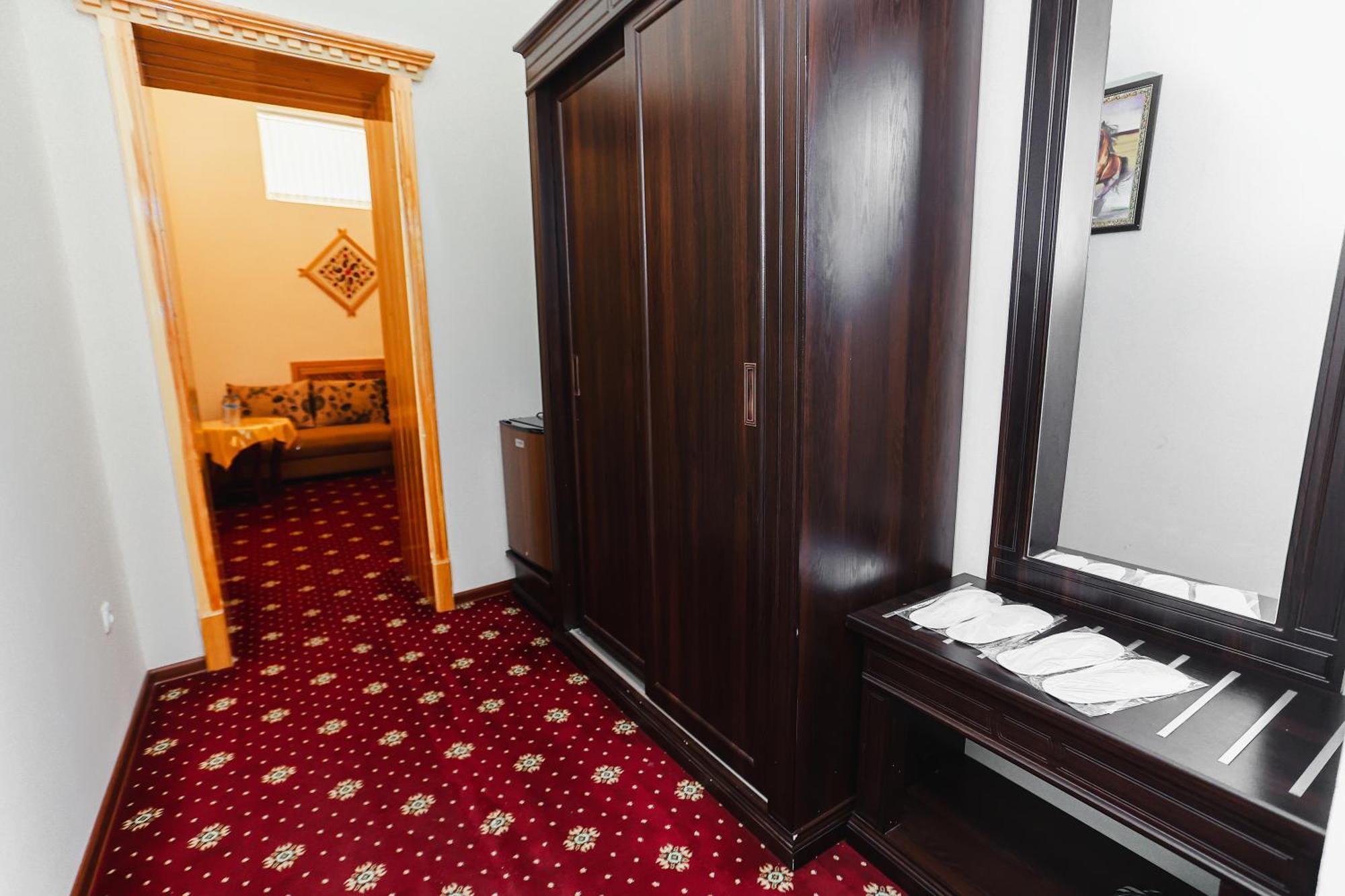 Hotel Yangi Sharq Samarkanda Zewnętrze zdjęcie