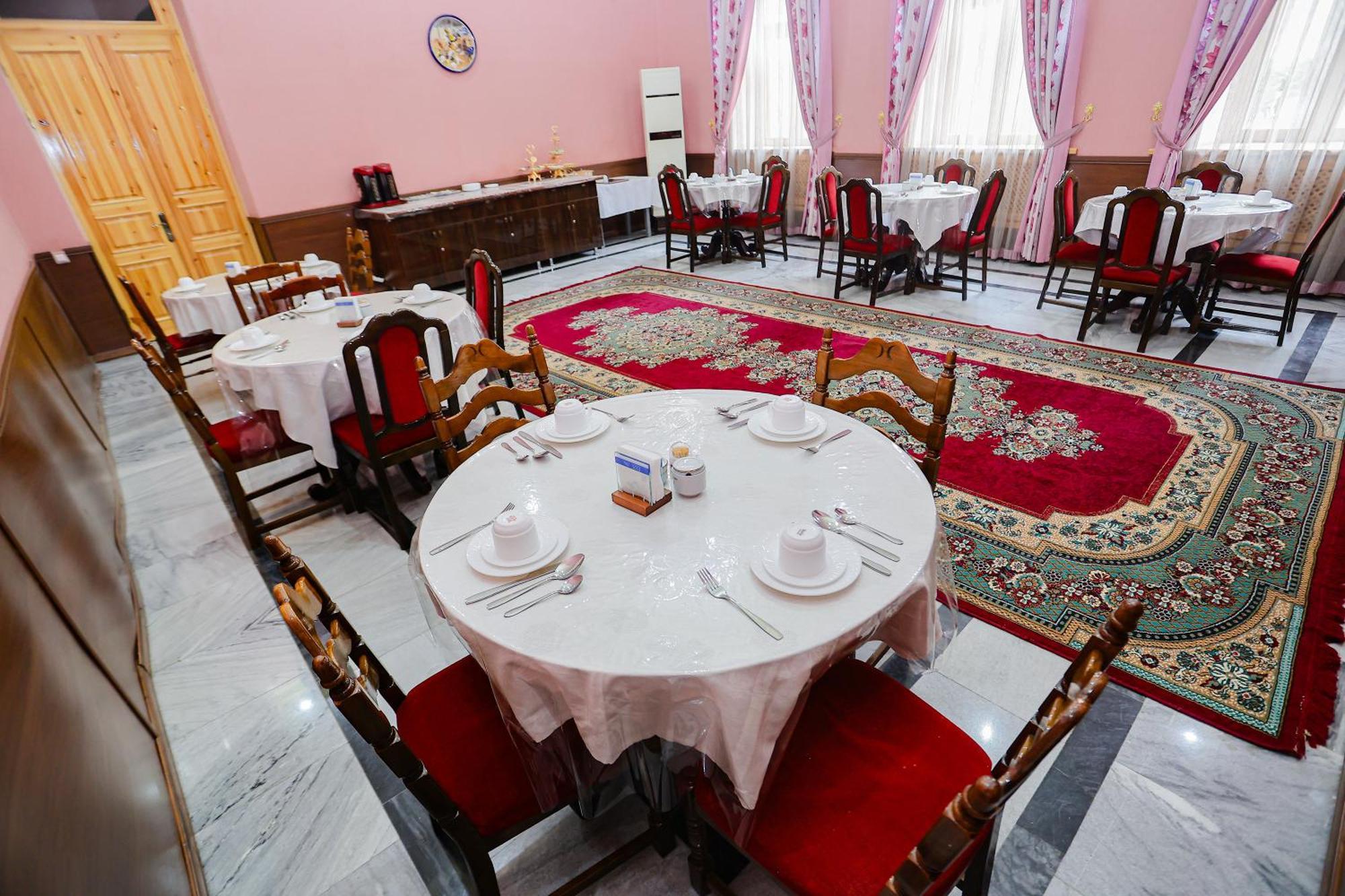 Hotel Yangi Sharq Samarkanda Zewnętrze zdjęcie